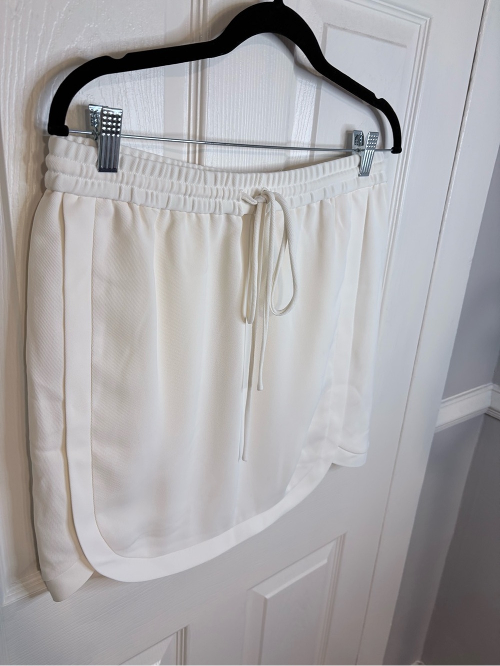 J.Crew Ivory Pull-On Mini Skirt Size 6 NWT Drawstring Skirt - Picture 3 of 9